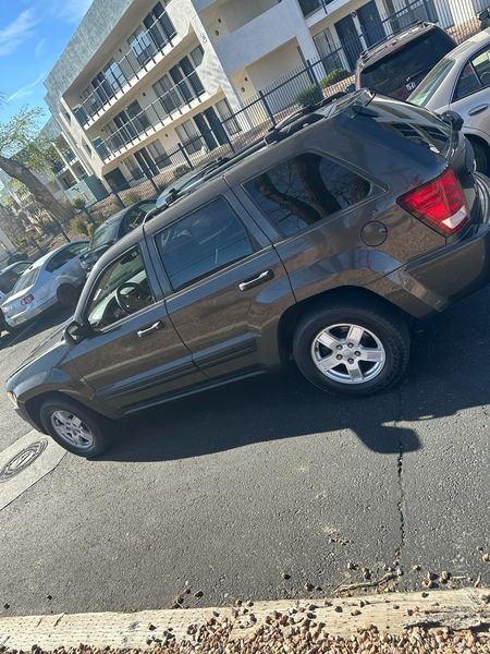 Jeep Cherokee • 2005 • 195 mi 3