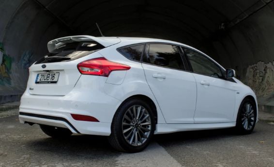 Ford Focus • 2017 • 44,500 km 4