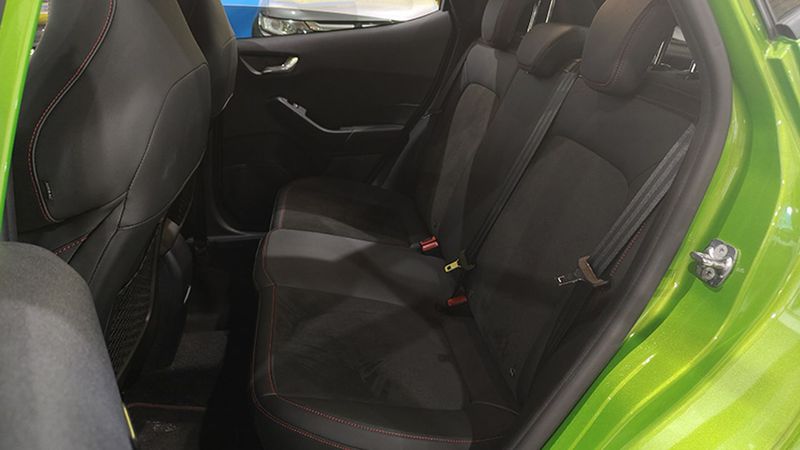 Ford Fiesta • 2022 • 25,694 km 14