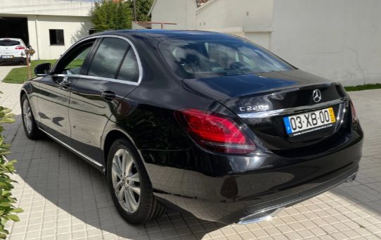 Mercedes-Benz C • 2019 • 49,000 km 4