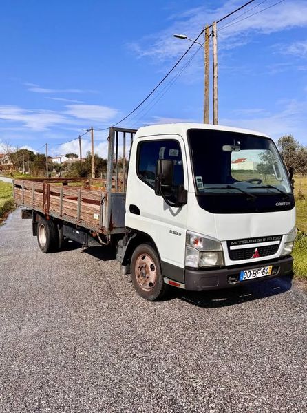 Mitsubishi Fuso canter • 2006 • 182,000 km 1