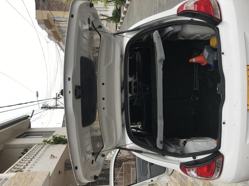 Renault Clio • 2016 • 49,633 km 13