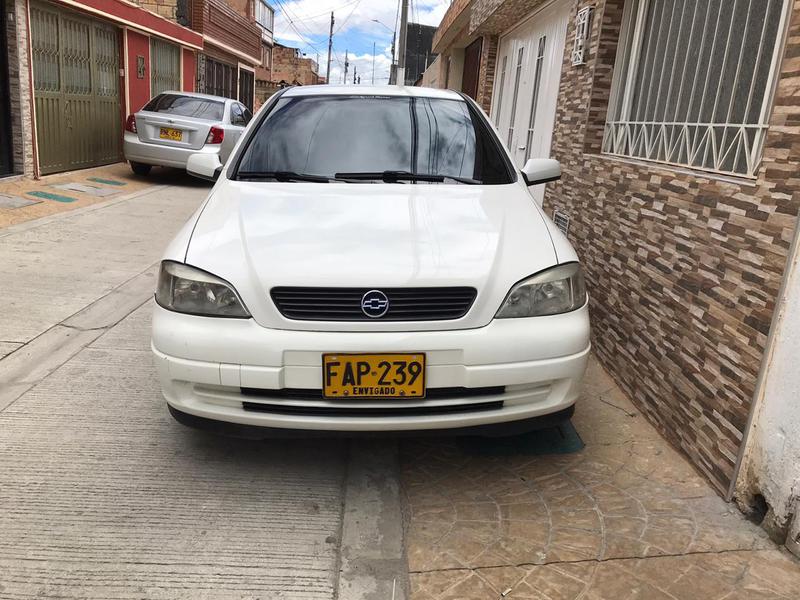Chevrolet Astro • 2003 • 177,000 km 1
