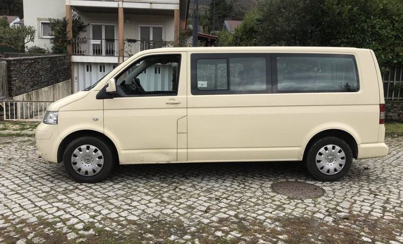 Volkswagen Caravelle • 2006 • 250,000 km 4