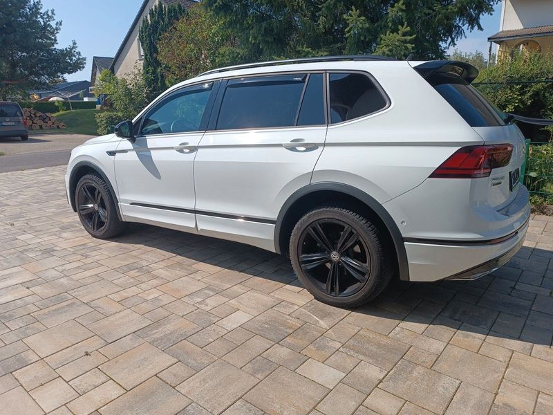 Volkswagen Tiguan Allspace • 2021 • 52,500 km 5