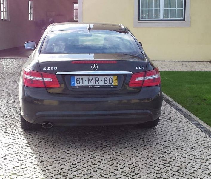 Mercedes-Benz E • 2012 • 130,000 km 3