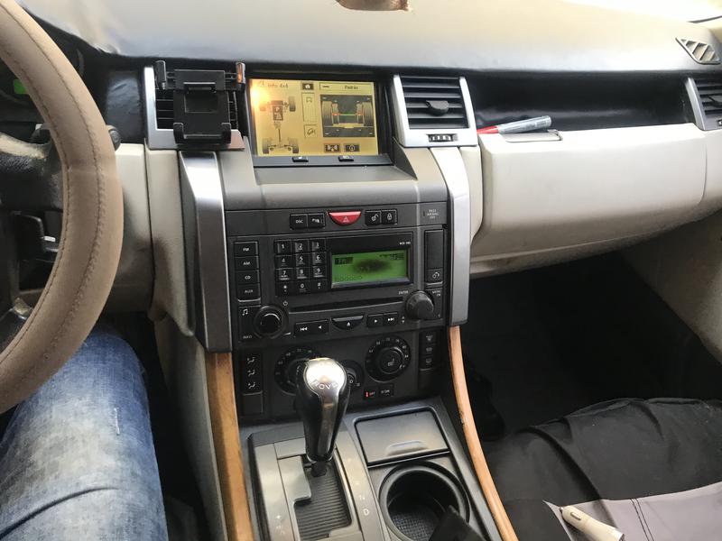 Land Rover Range Rover Sport • 2008 • 78,000 km 2