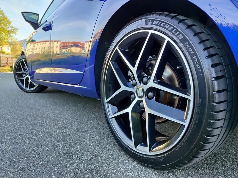 Seat Leon • 2020 • 104,000 km 7