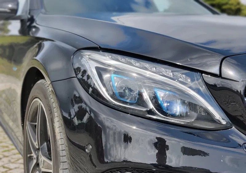 Mercedes-Benz C-Class • 2017 • 88,000 km 2