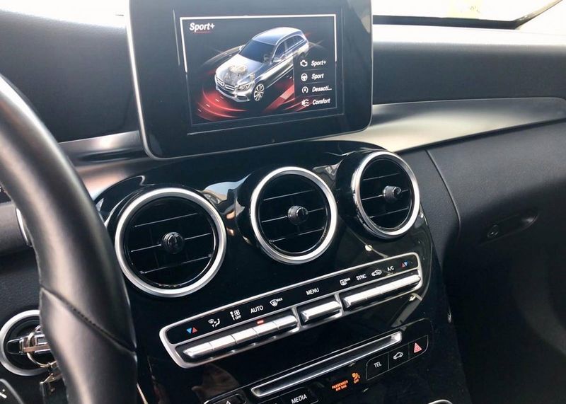 Mercedes-Benz 200 - 300 • 2016 • 80,000 km 3