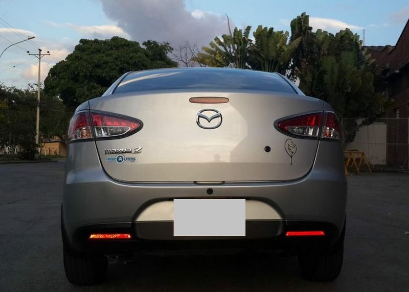 Mazda 2 • 2012 • 148,000 km 4