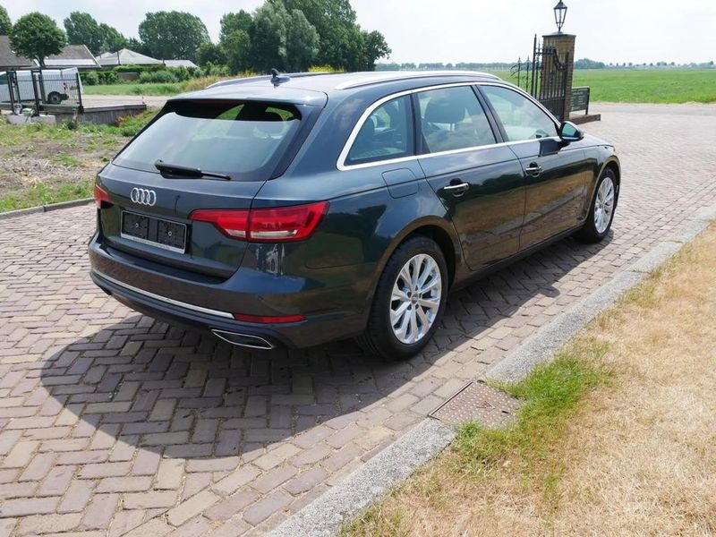 Audi A4 Avant • 2019 • 182,339 km 2
