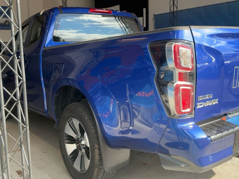 Isuzu D-MAX • 2021 • 45,000 km 6