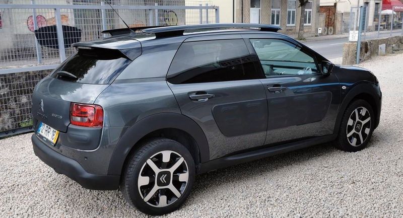 Citroën C4 • 2016 • 19,999 km 6