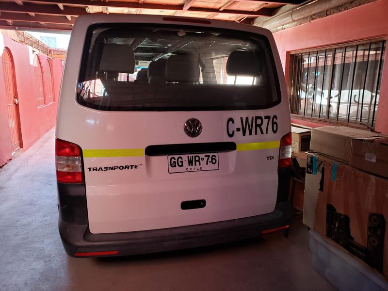 Volkswagen T5 Transporter Shuttle • 2014 • 110 km 3