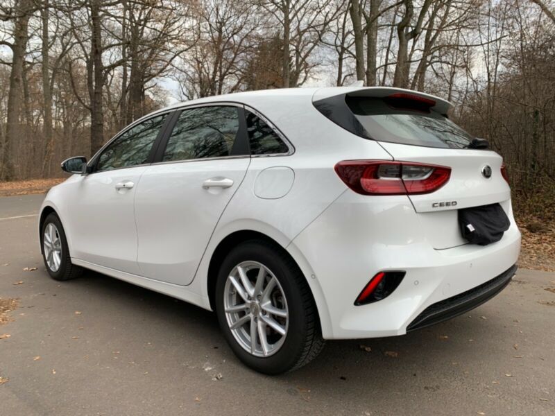 Kia Cee`d • 2018 • 66,525 km 3