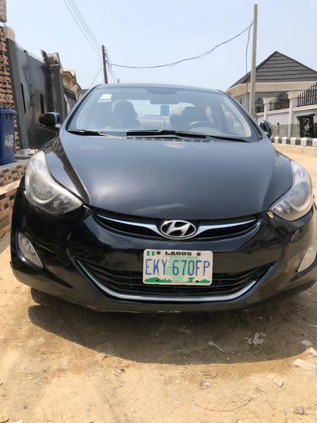 Hyundai Elantra • 2013 • 125,000 km 3