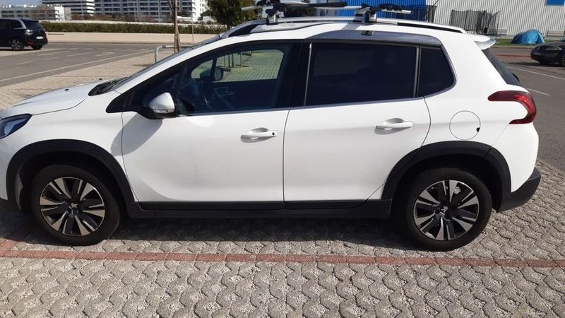 Peugeot 2008 • 2019 • 26,000 km 2