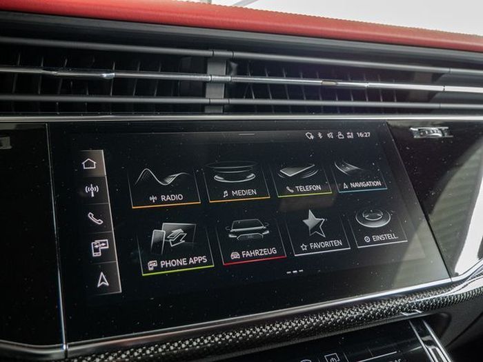 Audi SQ8 • 2021 • 88,000 km 4