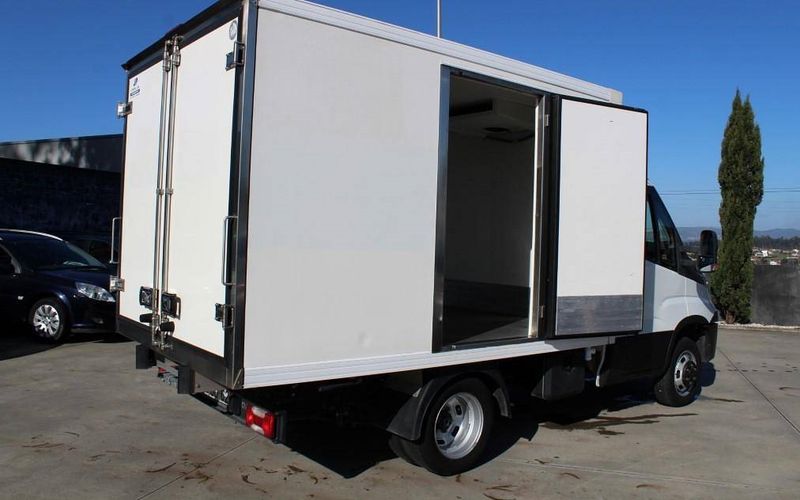 Isuzu Trooper • 2017 • 49,000 km 5