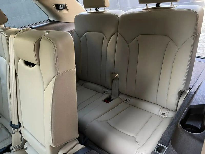 Audi Q7 • 2019 • 79,000 km 6