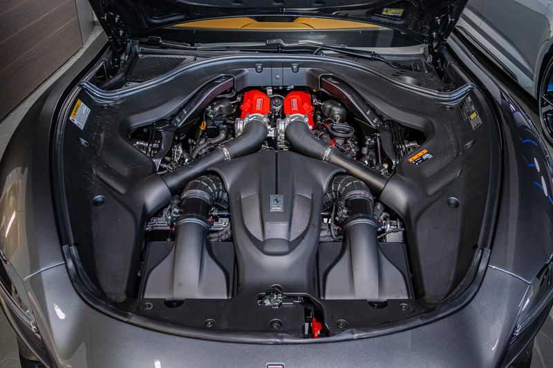 Ferrari Roma • 2023 • 850 km 10