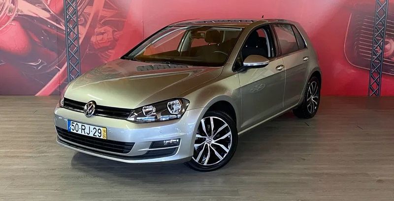 Volkswagen Golf • 2016 • 39,653 km 2