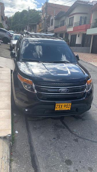 Ford Explorer • 2014 • 71,000 km 2