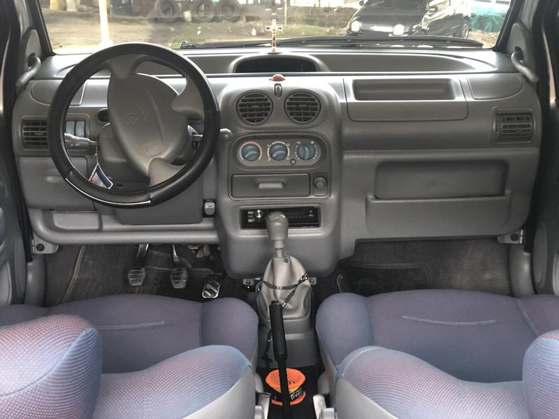 Renault Twingo • 2006 • 132,800 km 1
