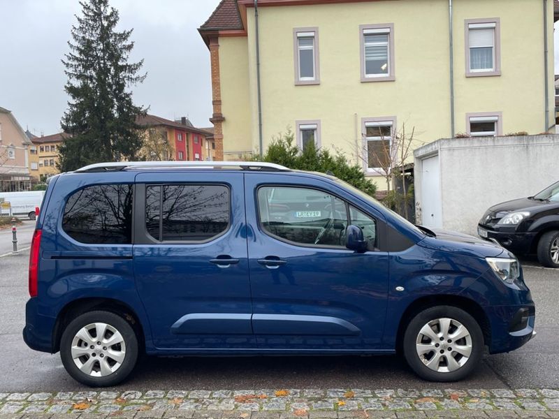 Opel Vivaro Kombi • 2020 • 125,000 km 3