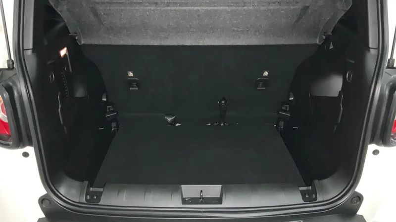 Jeep Renegade • 2022 • 29,400 km 10