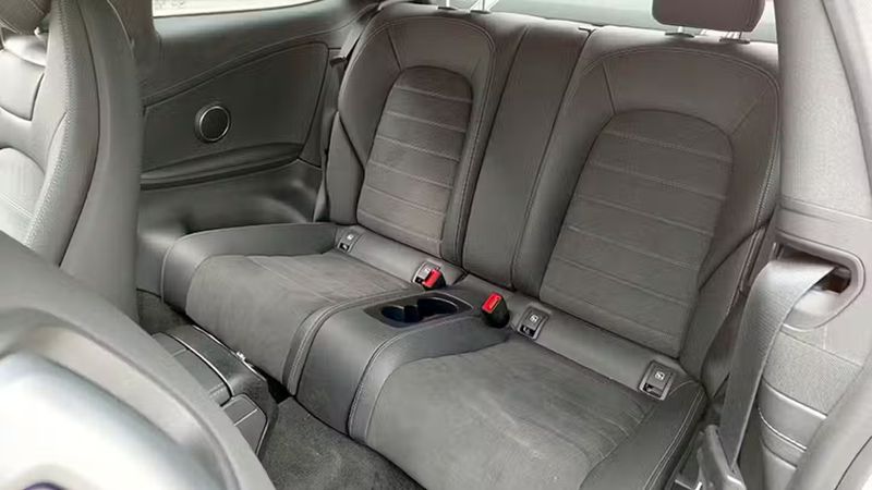 Mercedes-Benz C-Class • 2022 • 20,358 km 8