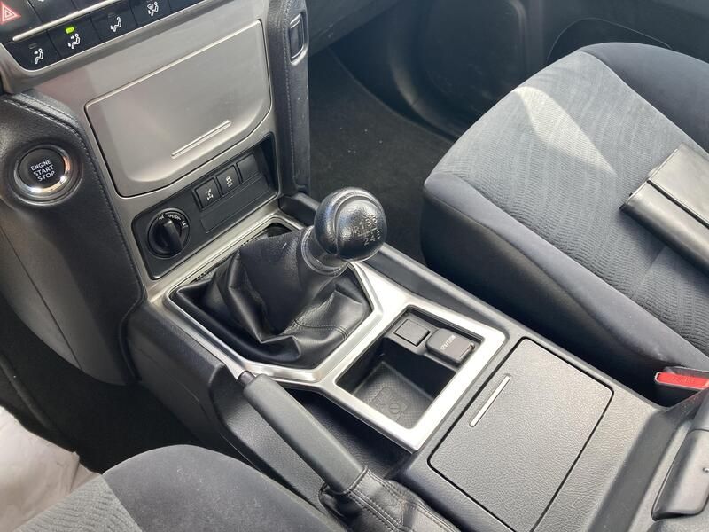 Toyota Land Cruiser • 2020 • 43,764 km 18
