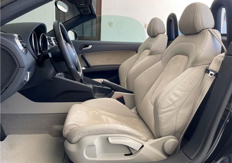 Audi 200 • 2007 • 30,000 km 5