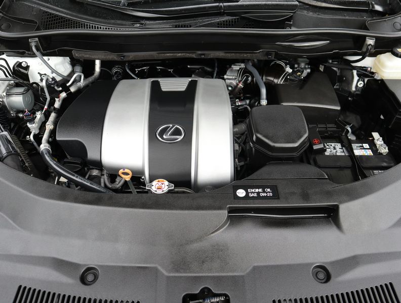 Lexus RX • 2020 • 9,711 km 6