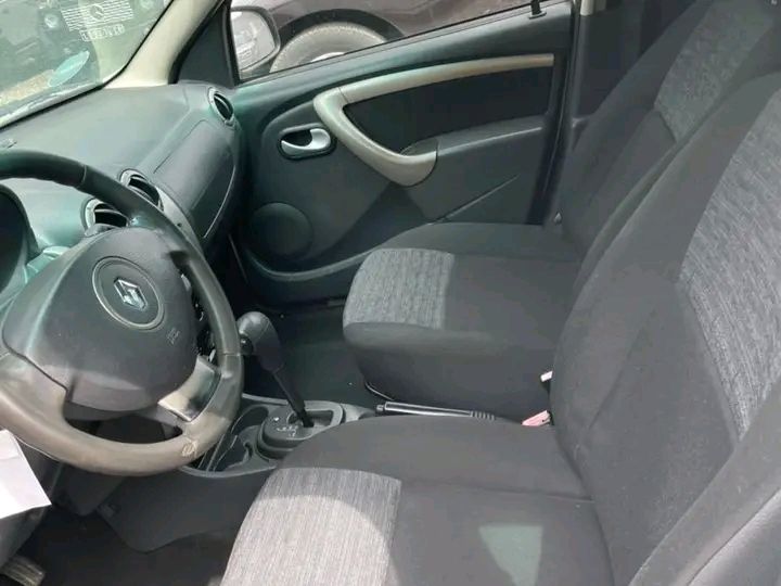 Renault Duster • 2020 • 37,000 km 2