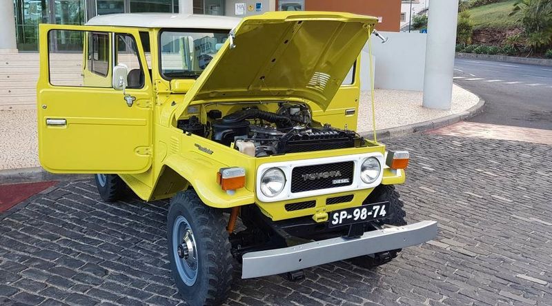 Toyota 4Runner • 1982 • 30,000 km 4