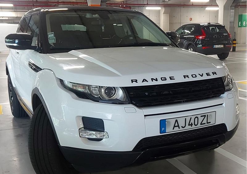 Land Rover Range Rover • 2011 • 170,000 km 1