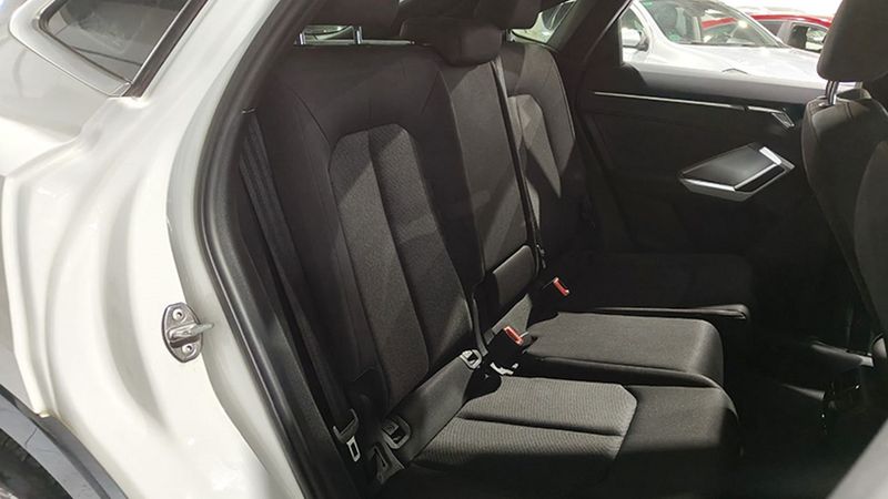 Audi Q3 • 2020 • 55,193 km 12