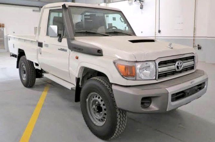 Toyota Land Cruiser • 2022 • 14,200 km 1