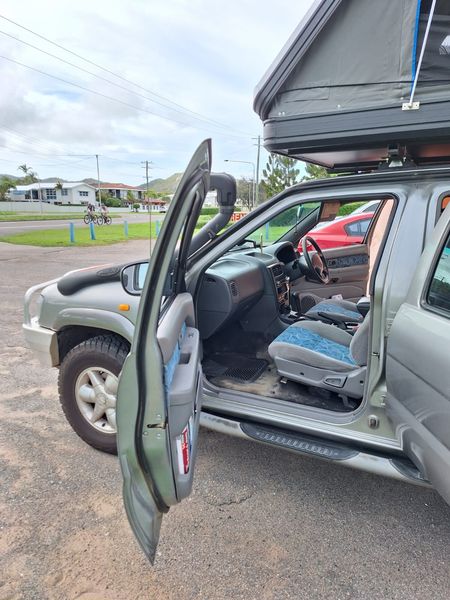 Nissan Pathfinder • 2001 • 272,500 km 2
