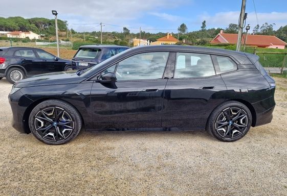 BMW X1 • 2023 • 48,500 km 6