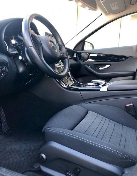 Mercedes-Benz 200 - 300 • 2016 • 80,000 km 6