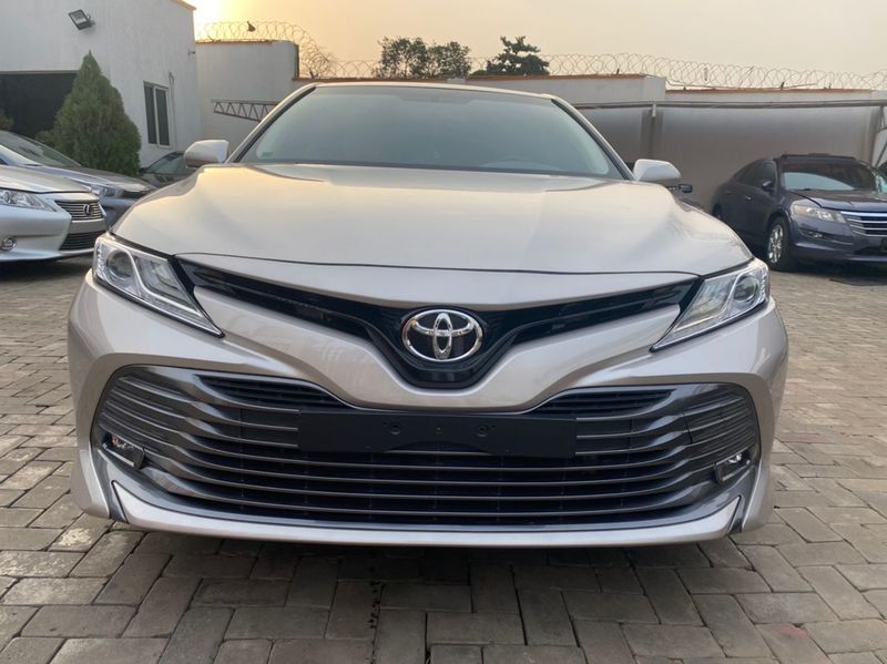 Toyota Camry • 2020 • 3 km 1