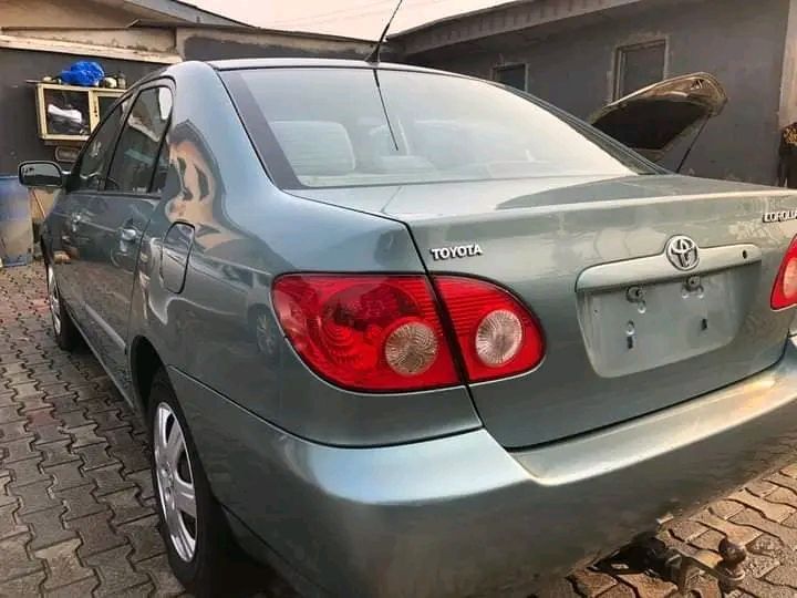 Toyota Corolla • 2015 • 80,000 km 2