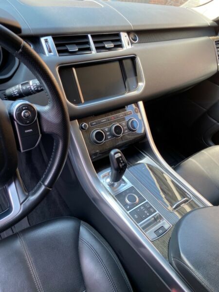 Land Rover Range Rover Sport • 2016 • 103,000 km 5