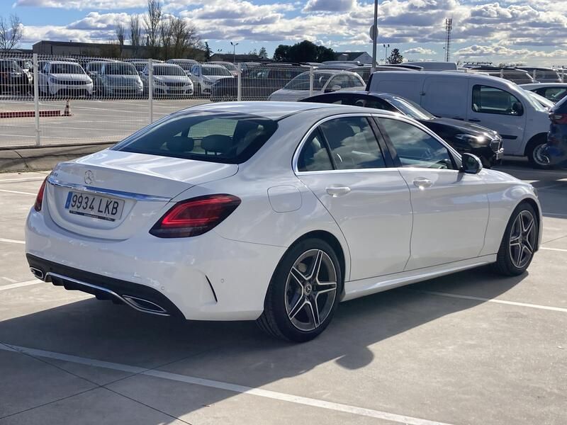 Mercedes-Benz C-Class • 2020 • 66,532 km 3