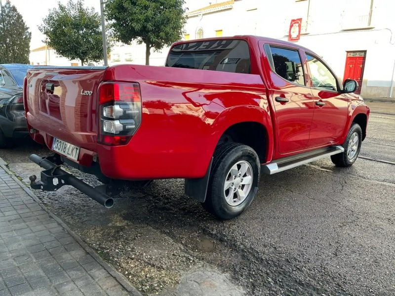 Mitsubishi L200 Pick up • 2020 • 150,711 km 9