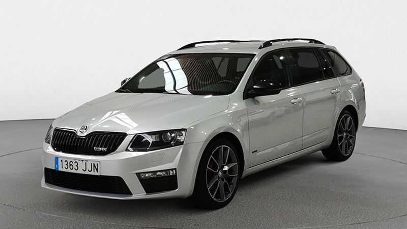 Škoda Octavia • 2015 • 153,850 km 1