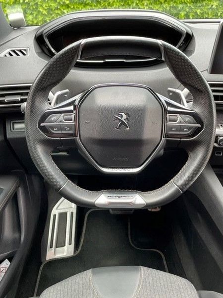 Peugeot 3008 • 2017 • 38,000 km 2